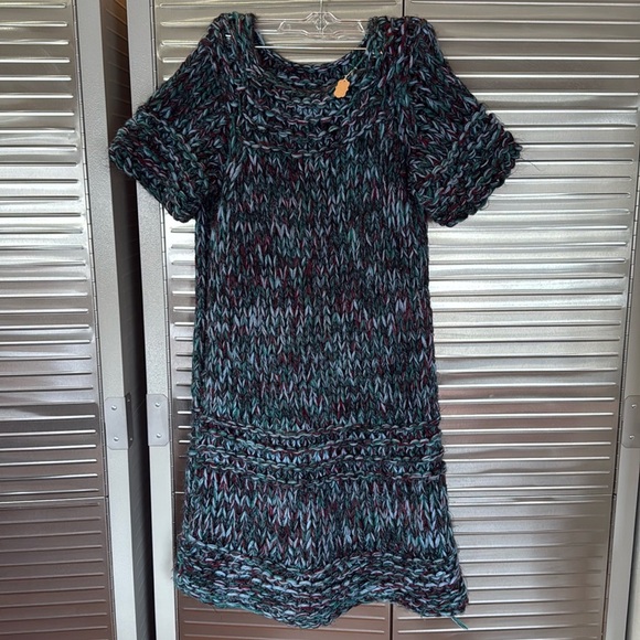 Hand knitted woman’s dress. Size large to extra large. Phenomenal. - Picture 1 of 6